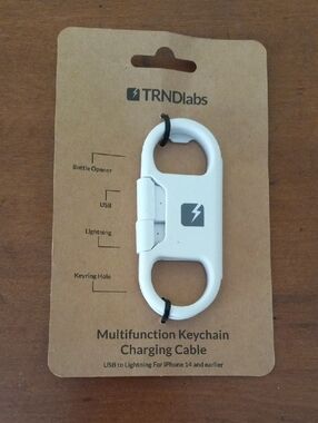 TRNDlabs Multifunction Keychain Charging Cable - White